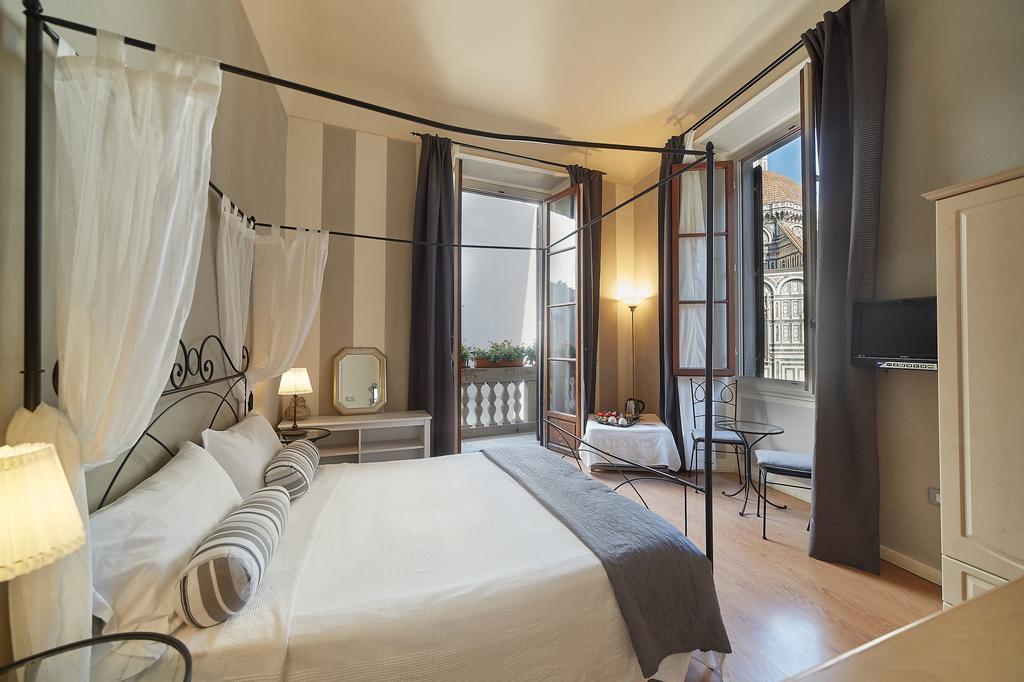 B&B Di Piazza Del Duomo Florencja Zewnętrze zdjęcie