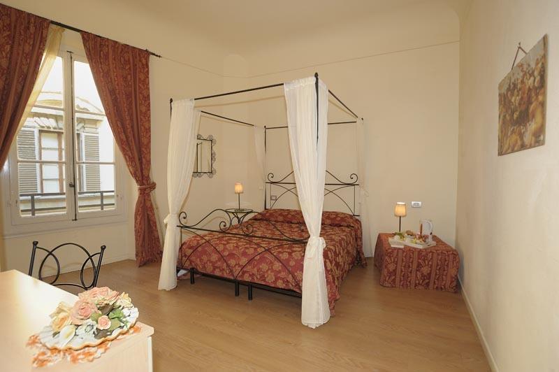 B&B Di Piazza Del Duomo Florencja Zewnętrze zdjęcie